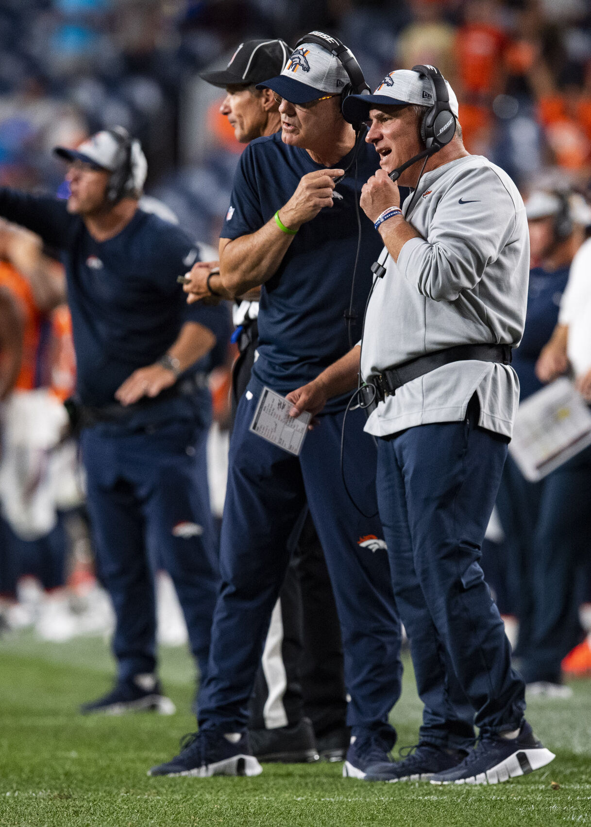 Broncos